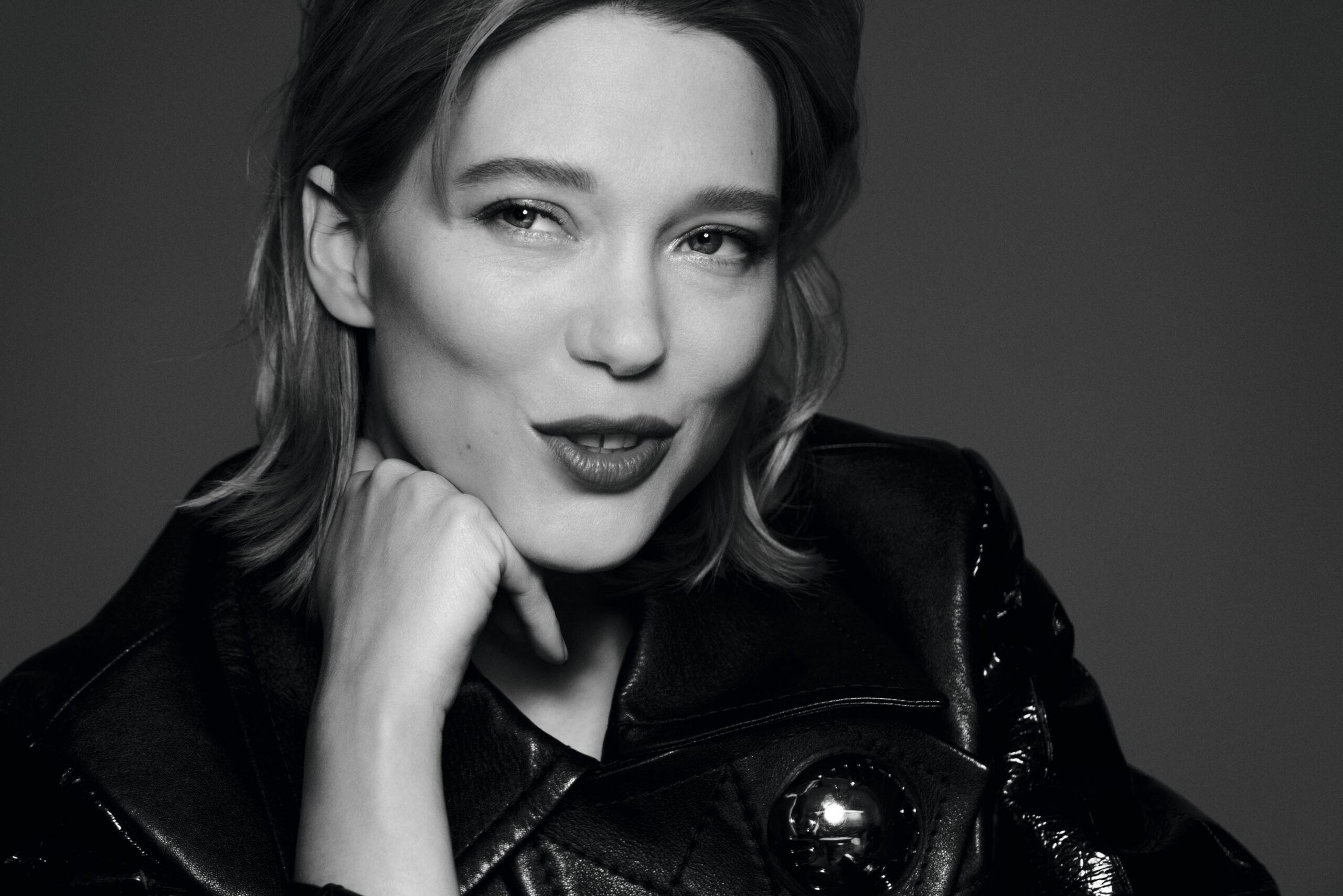 Lea Seydoux Et Adele Exarchopoulos – B Agency